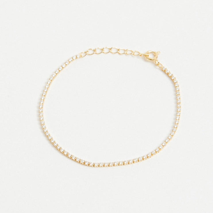 gold tennis bracelet