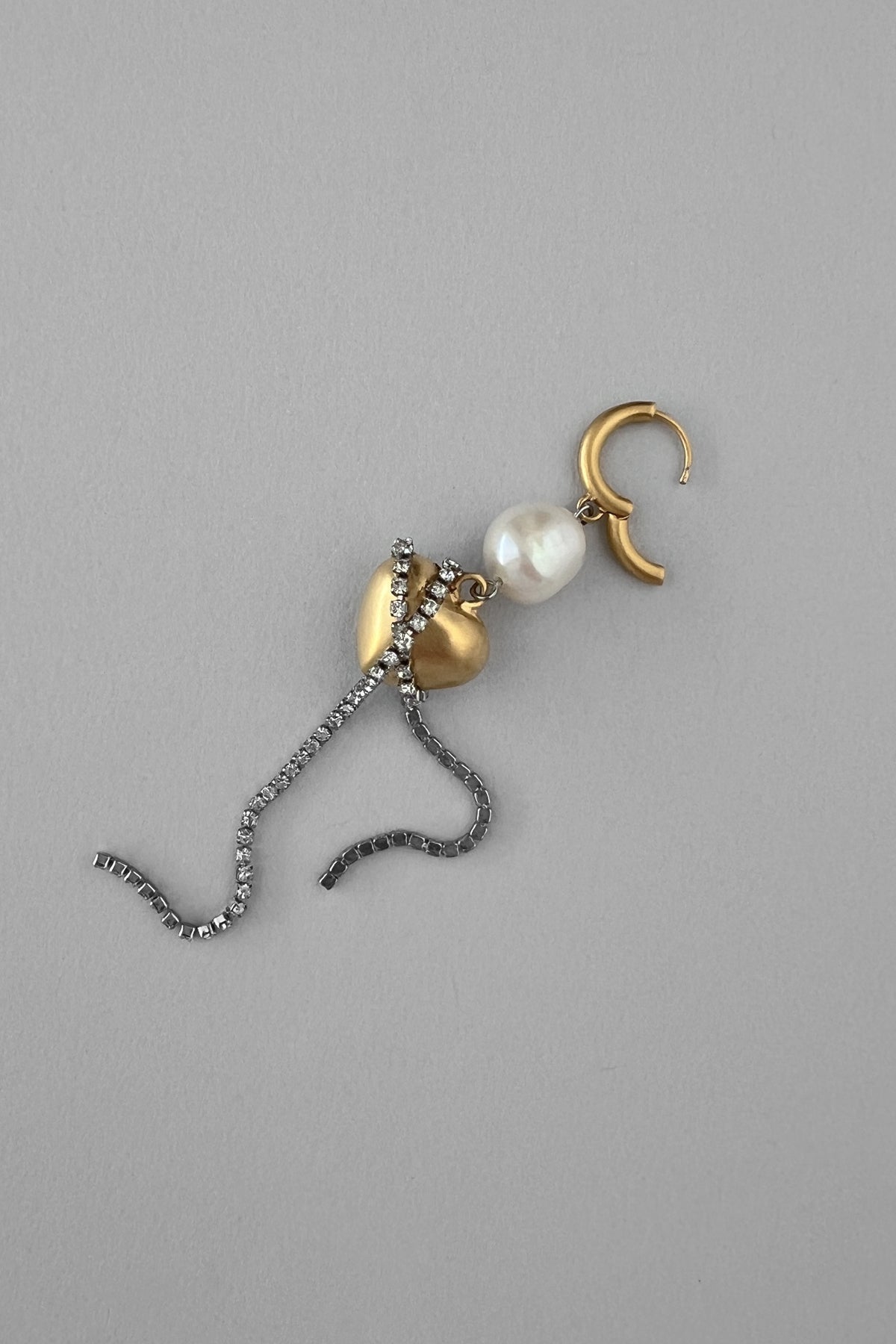 crystal heart (single earring)