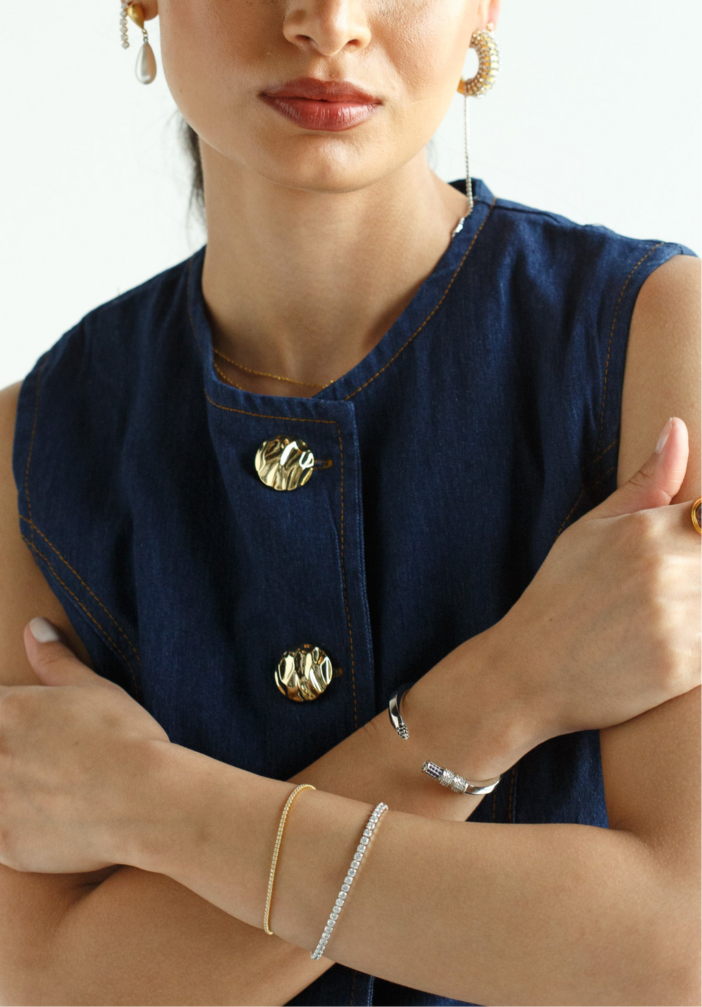 gold tennis bracelet