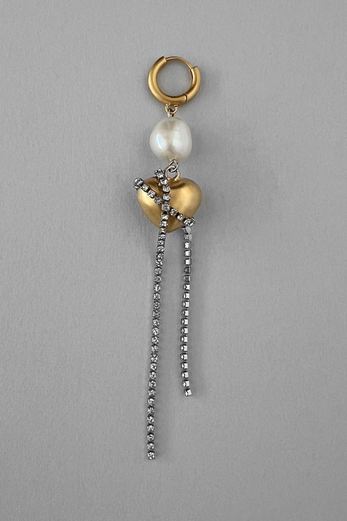 crystal heart (single earring)